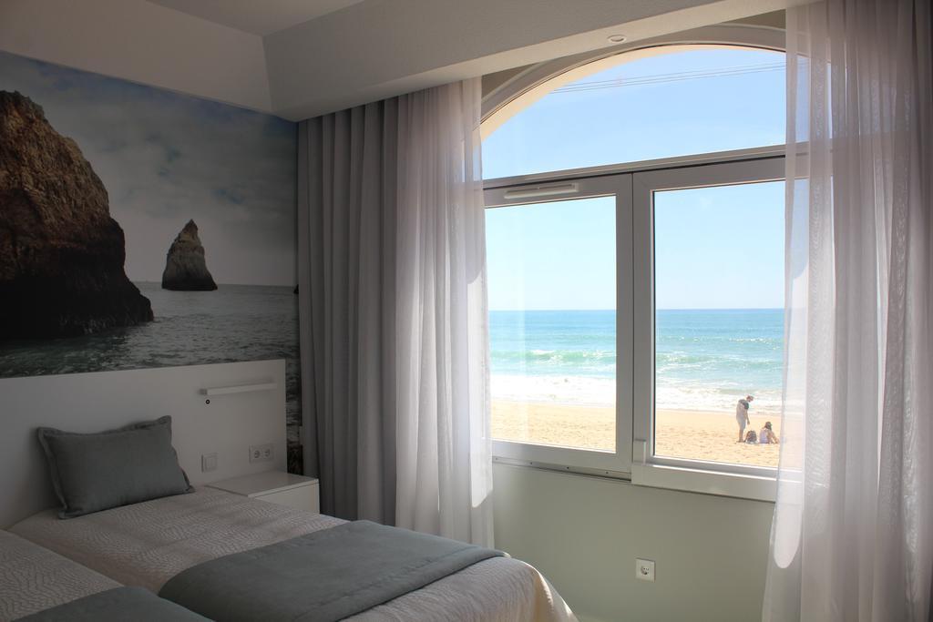 Golden Beach Guest House & Rooftop Bar Faro Exterior photo