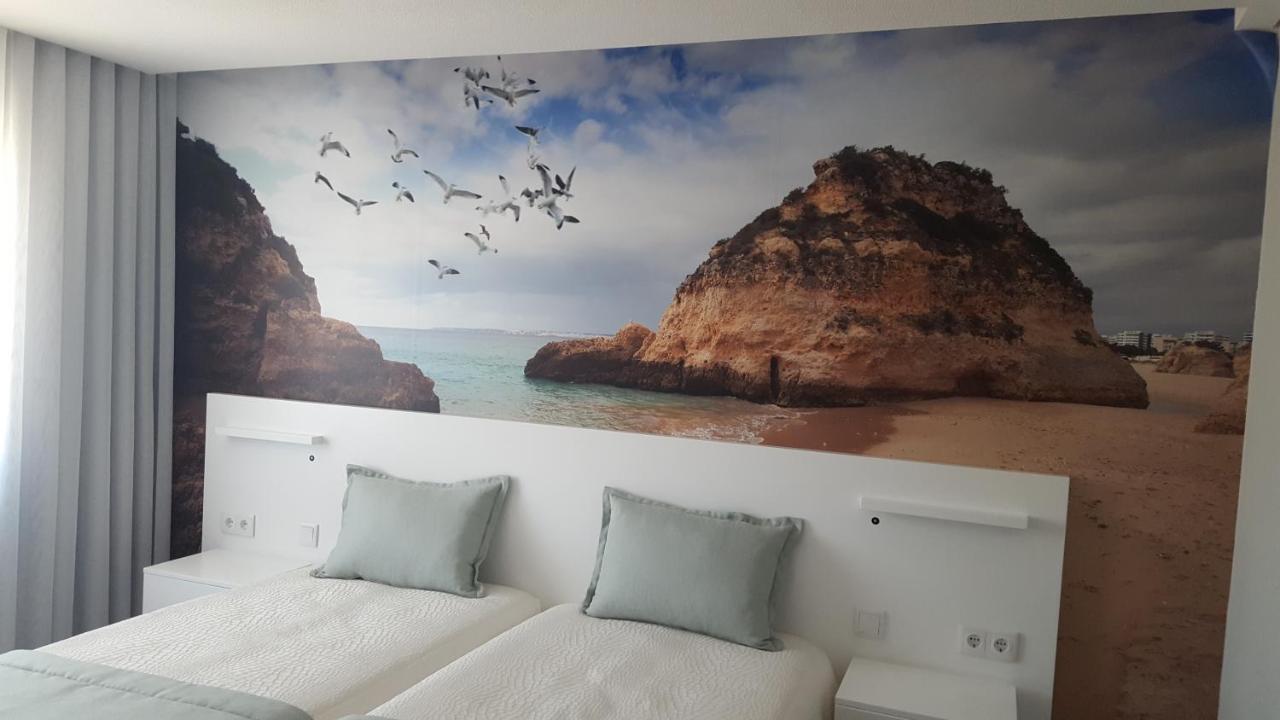 Golden Beach Guest House & Rooftop Bar Faro Exterior photo